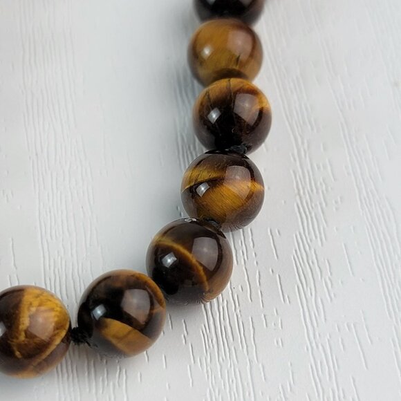 Vintage Tiger's Eye Graduated Necklace 28 Inch Gold-Tone Filigree Box Clasp - Picture 4 of 12